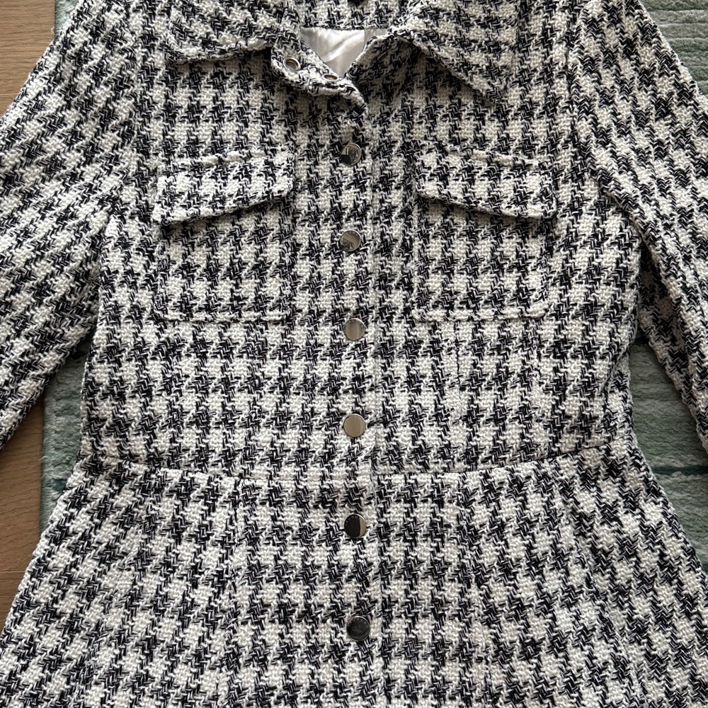 🆕 Laundry by Shelli Segal houndstooth flared coat - Picture 5 of 9
